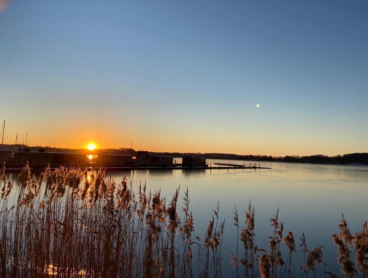 Hausboot Fjord Claudia 4* Schleswig