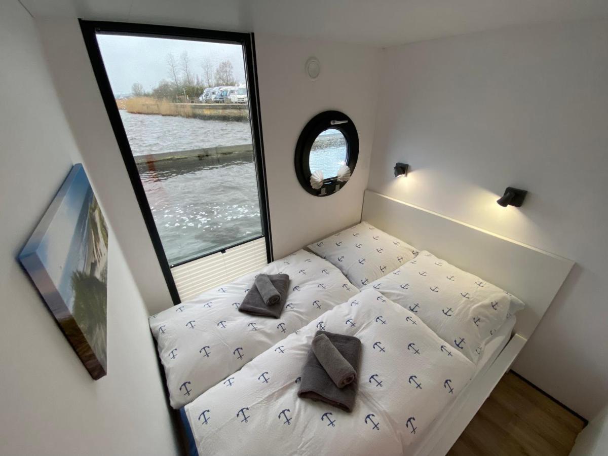 Ostsee Hausboot Ostseeblick 2 4*